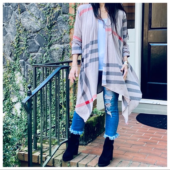 ✨LAST ONE✨Designer Plaid chic open draped cardigan - Picture 12 of 12